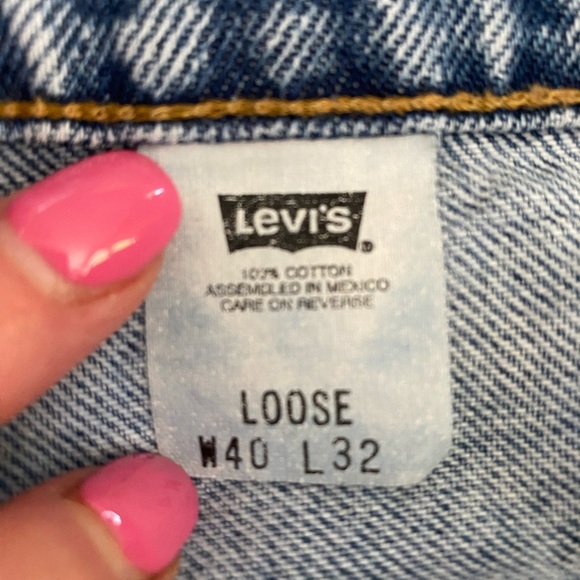 40X32 Levi’s Gold Tag loose fit jeans - Picture 5 of 8